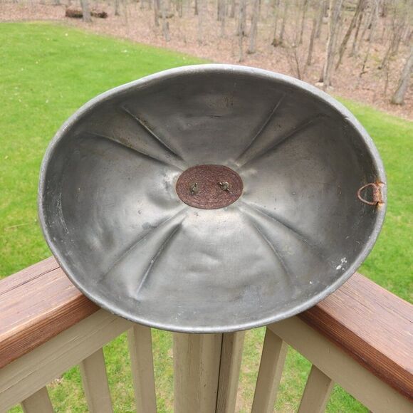 Antique Early Pewter Signed Food Dome Cloche Cover English Grape Leaf Handle - Picture 7 of 10